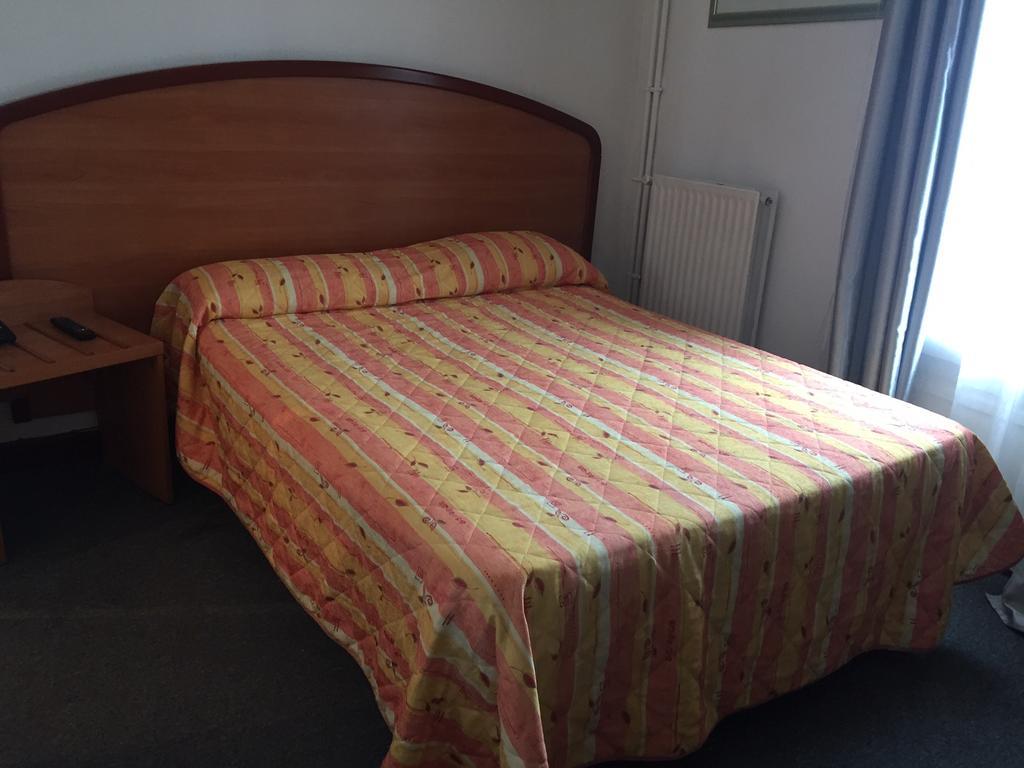 Hotel Les Jardins D'Asnieres Extérieur photo
